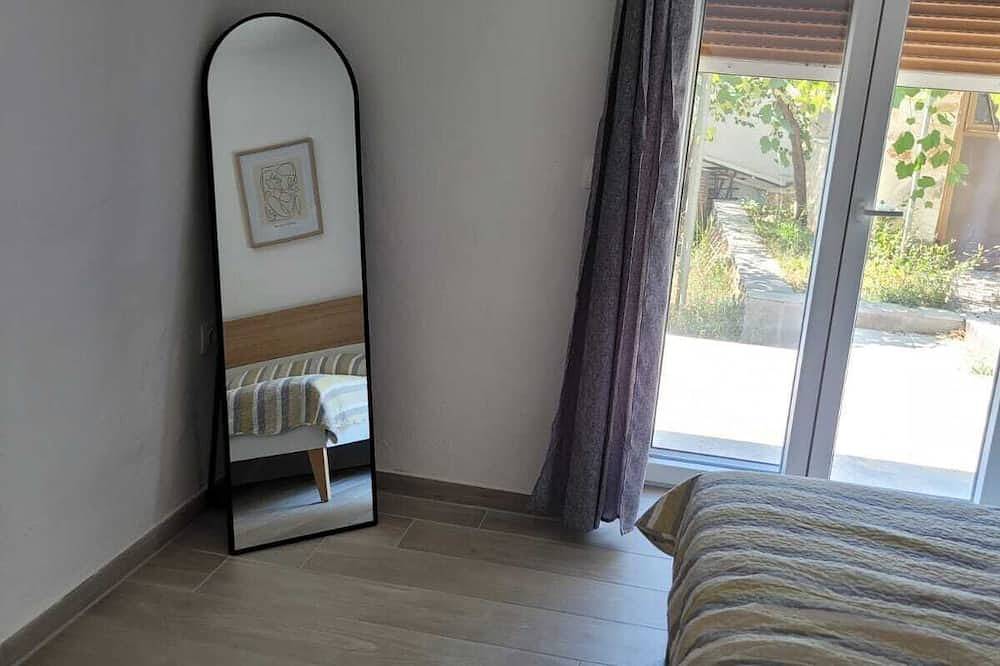 Entire apartment, Modern apartment right on the beach in Chrysi Ammoudia, Thassos