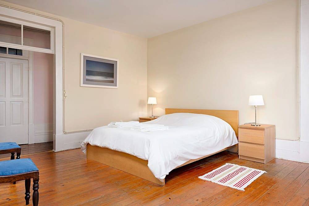 Spacious Apartment With a Shared Garden in Sé (Porto), Porto