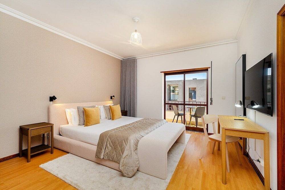 Tranquil Getaway in the Hills of Cascais in Aldeia de Juzo, Cascais e Estoril