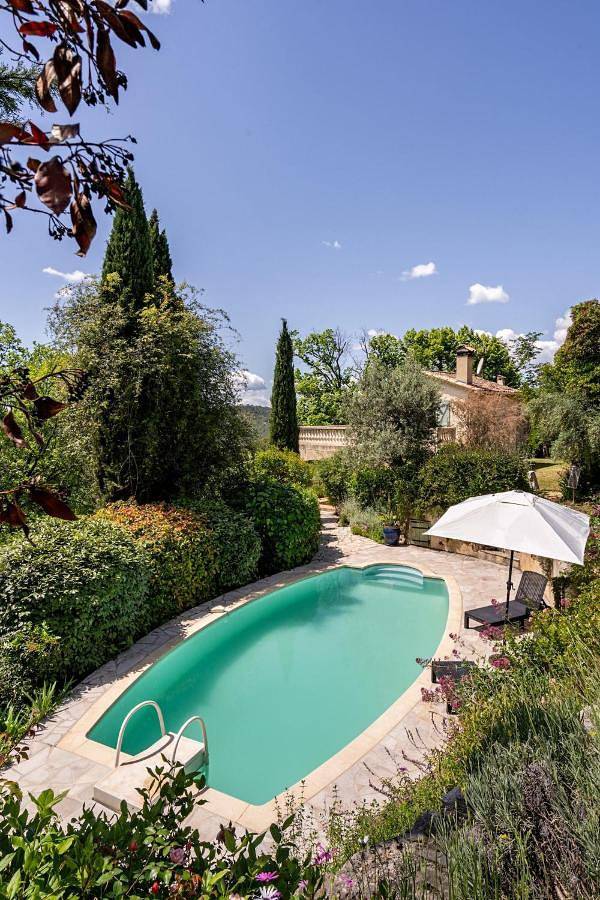 Maison de vacances pour 6 personnes, avec jardin ainsi que vue et piscine