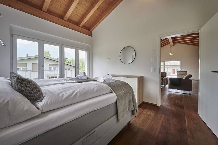 Ganze Wohnung, Interlaken Loft mit Grosser Terrasse in Interlaken, Thunersee