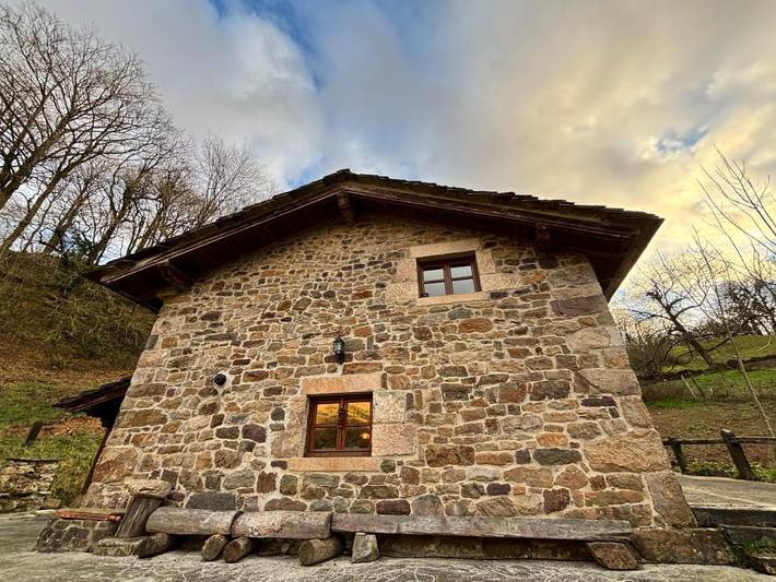 Casa de vacaciones para 6 personas, con jardín además de terraza y vistas, Se admiten mascotas - 1