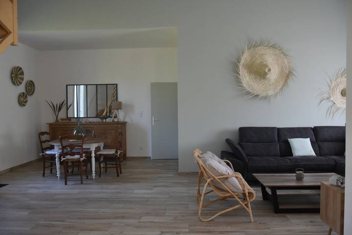 Gîte pour 10 personnes, avec jardin et terrasse à Le Porge - 4