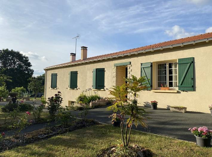Chambre d’hôte pour 2 personnes, avec jardin à Mouchamps
