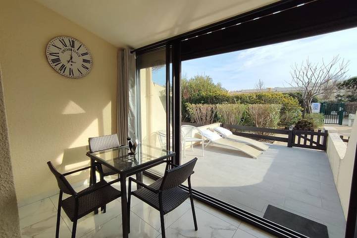 Maison de vacances pour 4 personnes, avec jardin ainsi que terrasse et piscine, animaux acceptés