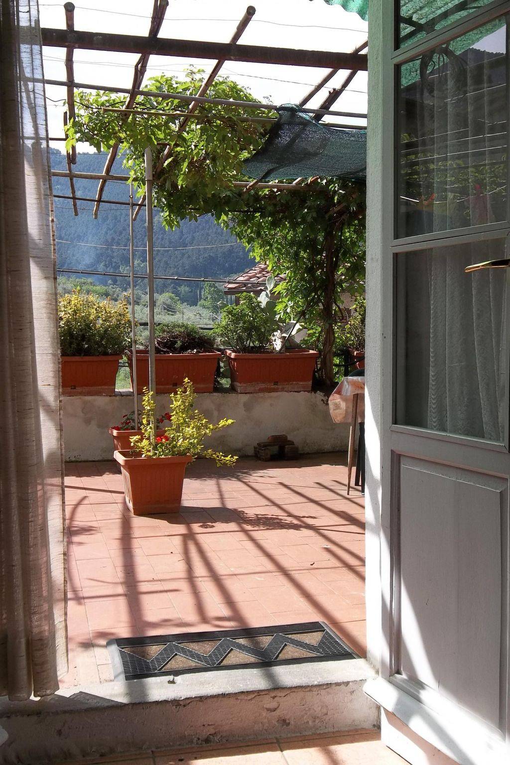 Appartamento intero, Haus mit Terrasse in Calci, Pisa e dintorni