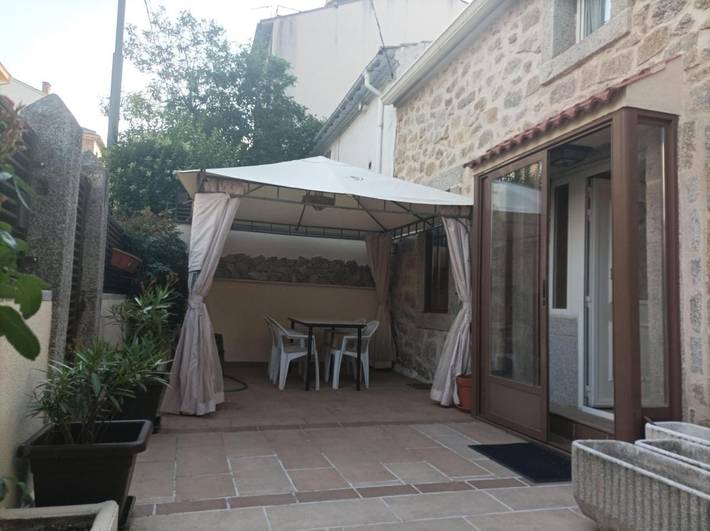 Location de vacances pour 4 personnes, avec jardin, animaux acceptés à Las Navas del Marqués - 2