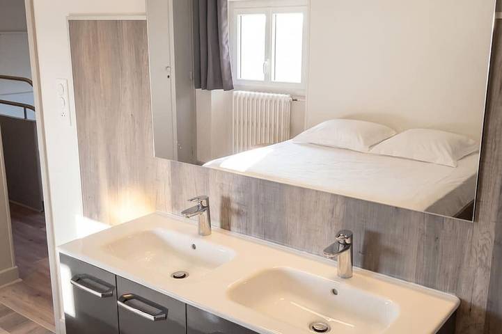Location de vacances pour 14 personnes, avec Terrasse et Jardin dans Montsalvy