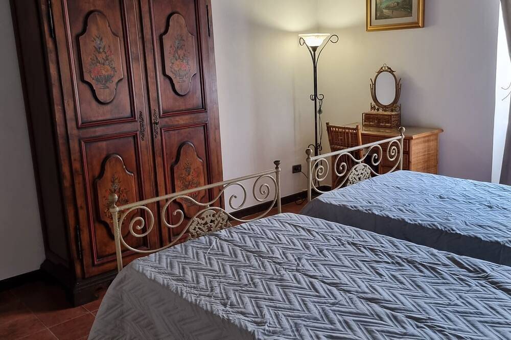 Appartement entier, Family apartment near the medieval castle in Bracciano, Lac de Bracciano