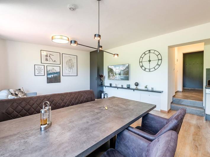 Hütte für 6 Personen, mit Balkon und Terrasse sowie Garten und Sauna in Haus