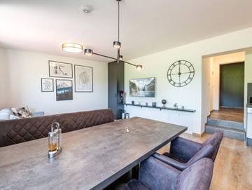 Hütte für 4 Personen, mit Terrasse und Garten sowie Sauna, kinderfreundlich in Haus