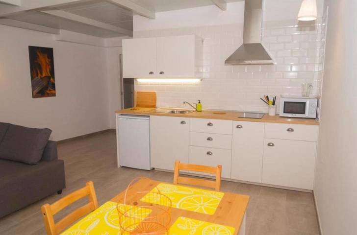 Gîte pour 4 personnes, avec piscine et jardin dans Tetir - 4