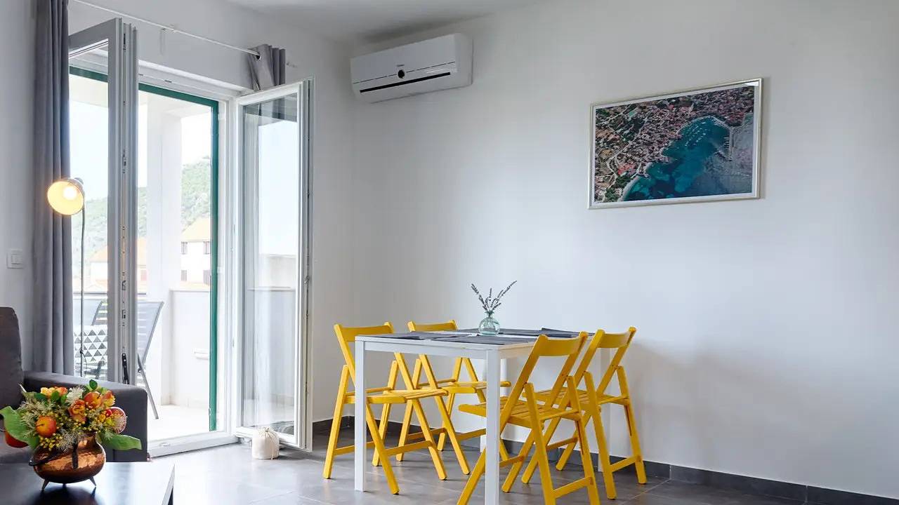 Hel ferieleilighet, Ferienwohnung für 2 Personen (33 m²) in Komiža in Komiza, Split-Dalmatia