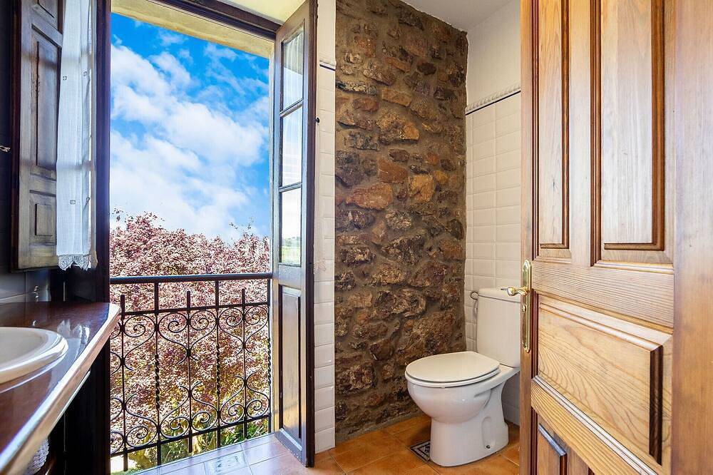 Casa Rural Selmo in the Heart of Asturias in Carreño, Costa Verde (Spain)