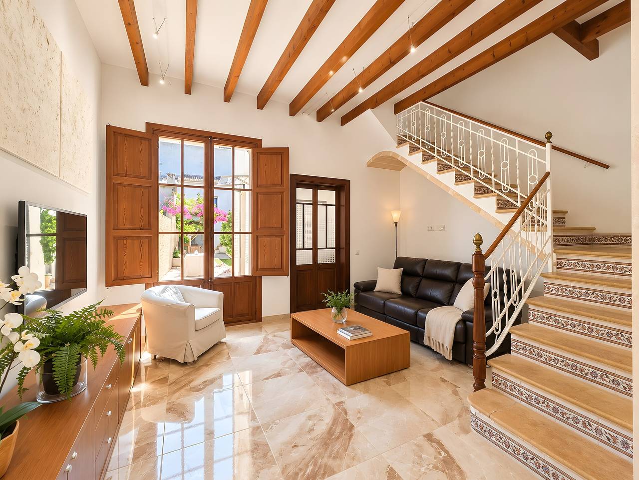 Casa Ca Na Victòria : Maison majorquine avec Wi-Fi et climatisation in Santa Margalida, Majorque du Nord