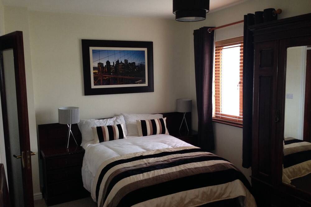 Cahirciveen Marina, Ring Of Kerry, 2bed/2bath House in Caher, Cahersiveen