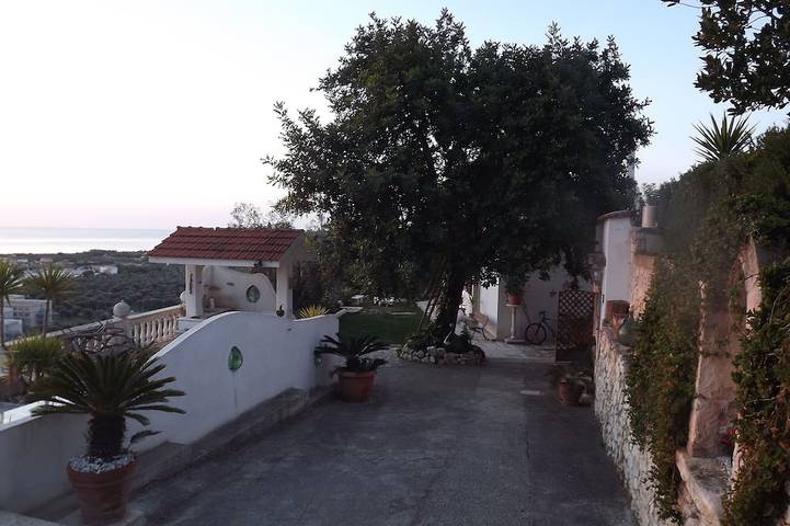 Villa for 4 people, with yard in Gargano
