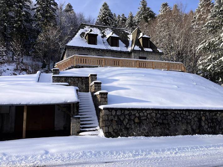 Villa pour 14 personnes, avec jardin en Auvergne - 2