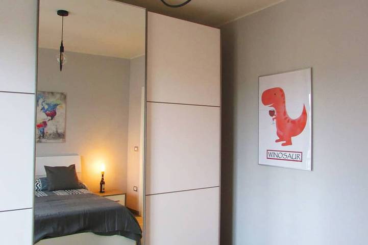Entire apartment, Vinhome -Your WINEderful stay in Alba. Apartment in the center of Alba in Alba, Langhe