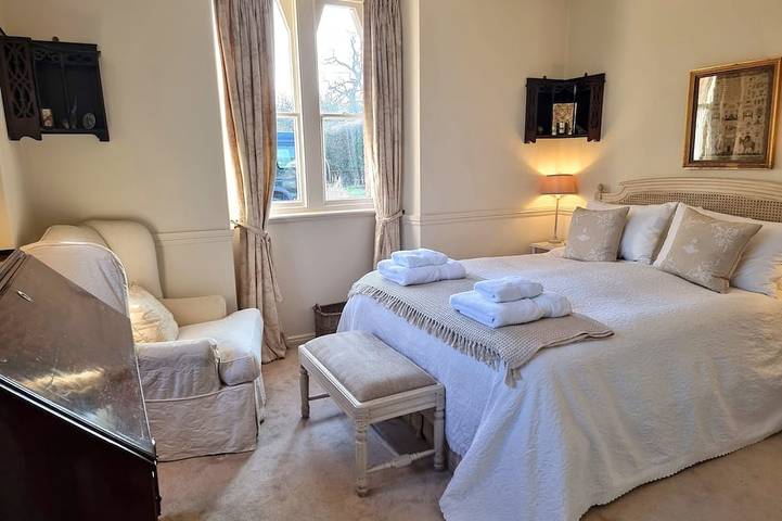 Wunderschönes Landhaus neben dem Windsor Great Park und mit Blick auf Windsor Castle in Berkshire