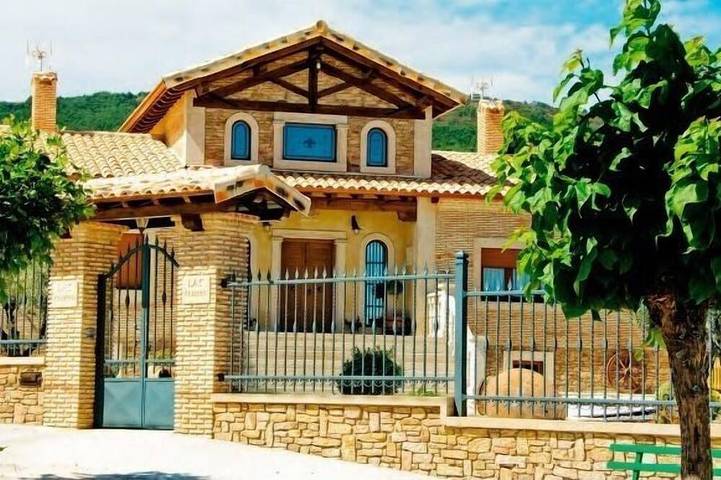 Gîte pour 6 personnes, avec jardin à Linares de Riofrío