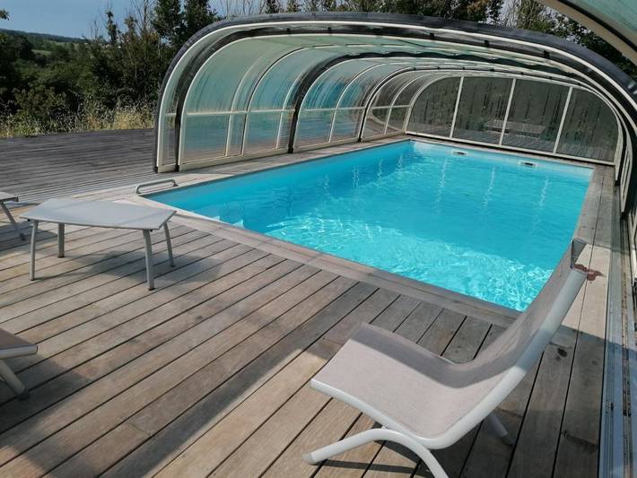 Gîte pour 2 personnes, avec Terrasse et Jardin ainsi que Piscine et Vue à Commequiers - 2