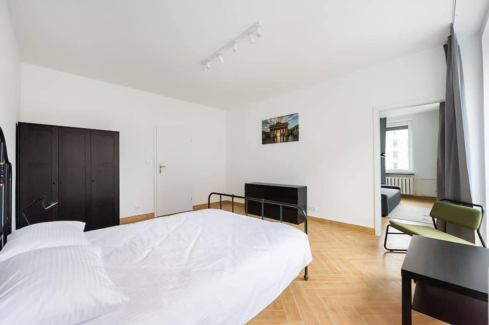 Entire apartment, Marszałkowska White & Black Apartment in Warsaw Śródmieście, Warsaw