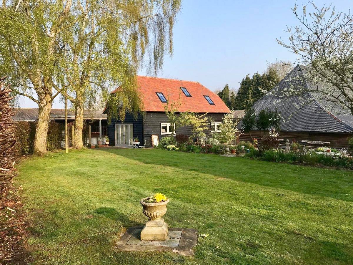 One-Bedroom House in Tenterden, Ashford region