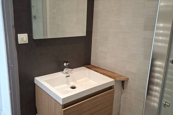 Appartement entier, Appartement  avec vue imprenable sur mer A 50M de la plage in Carantec, Ceinture Dorée