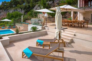 Villa for 14 People in Hvar City, Hvar, Photo 3