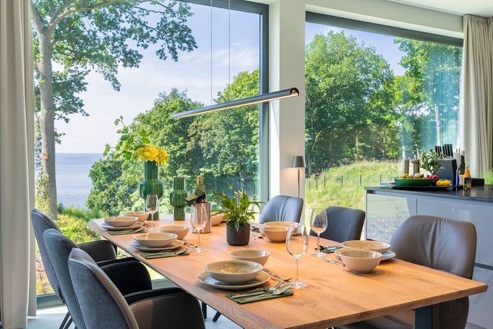 Ferienwohnung für 6 Personen, mit Garten und Ausblick sowie Sauna und Seeblick, mit Haustier in Garz