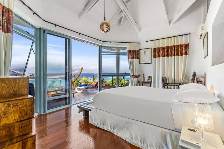 Villa pour 6 personnes, avec piscine ainsi que jardin et terrasse dans Mo'orea - 2