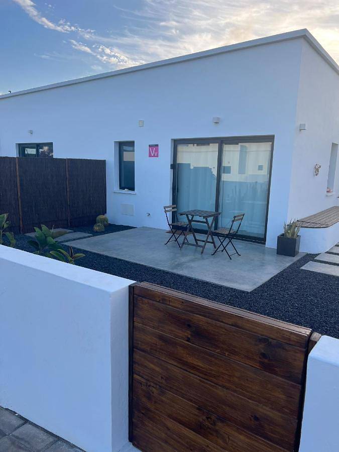 Gîte pour 2 personnes, avec vue et jardin à La Santa - 4