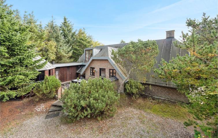 Ferienhaus für 8 Personen, mit Sauna und Garten sowie Terrasse und Whirlpool, kinderfreundlich in Agger - 2