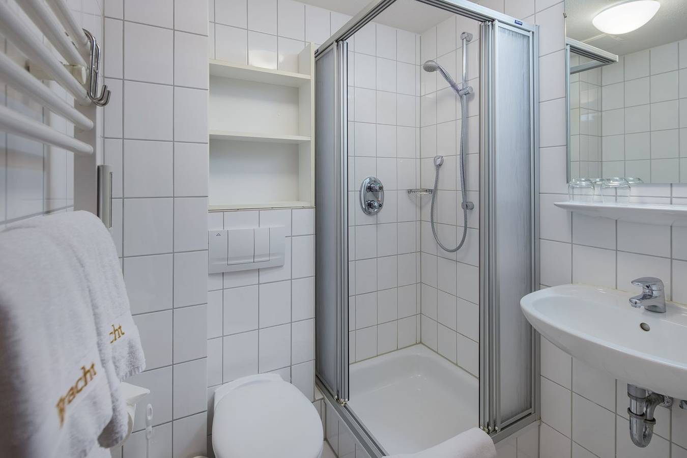 Ganze Wohnung, Kleines Appartement bis zu 4 Personen mit Balkon im Herzen der Insel Juist in Juist