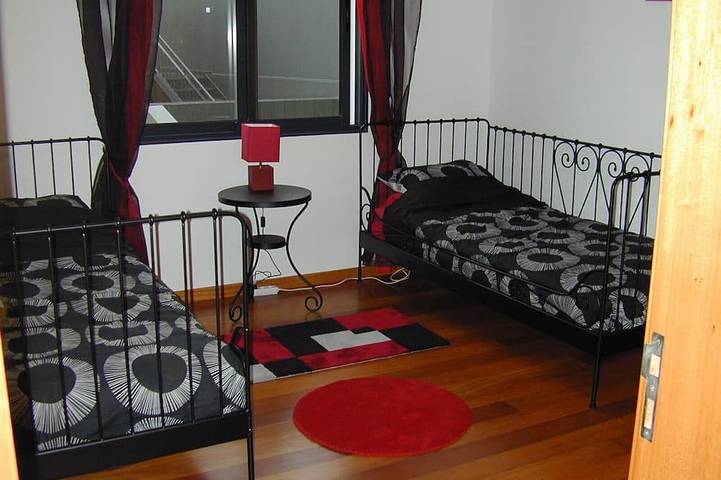 Location de vacances pour 6 personnes, avec jardin et bassin pour enfant à Ribeira Brava - 3