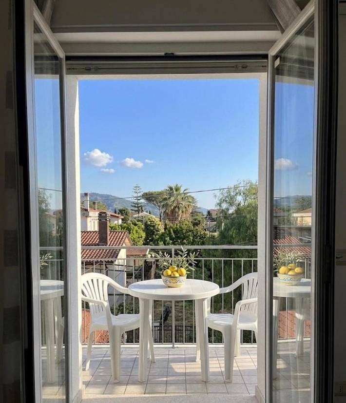 Ferienwohnung für 5 Personen, mit Balkon und Ausblick in Paestum - 3