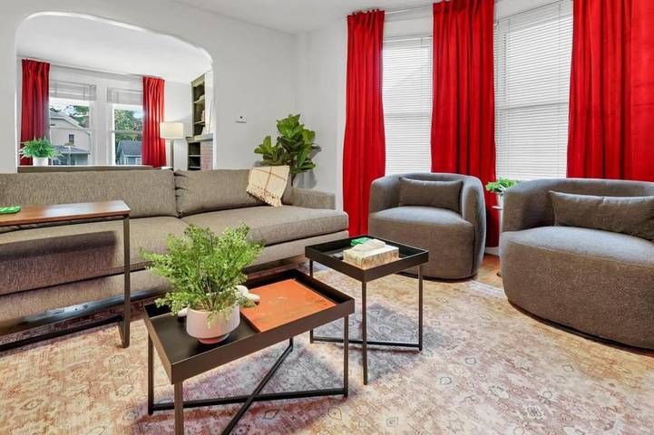 Apartamento para 10 personas, con terraza, Se admiten mascotas en Columbus