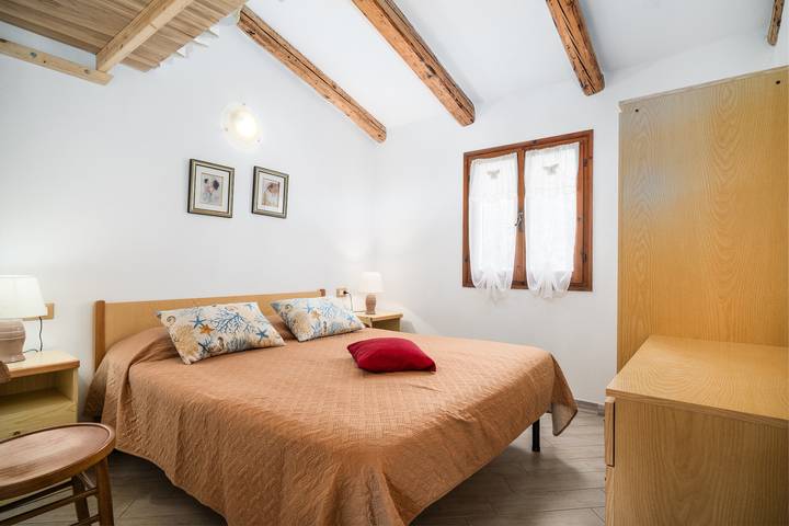 Casa Vacanze 'Al Mare Da Mémé' con vista mare, terrazza privata e aria condizionata in Spiaggia di Budoni (Budoni), Budoni