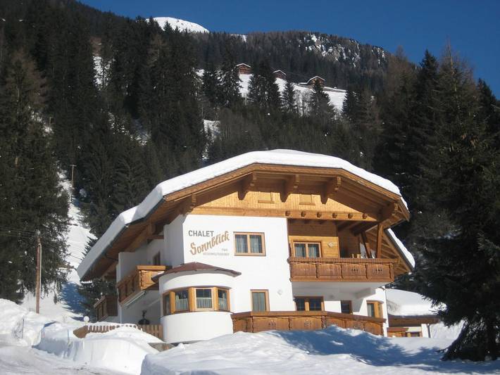 Hütte für 2 Personen, mit Garten und Balkon in Osttirol