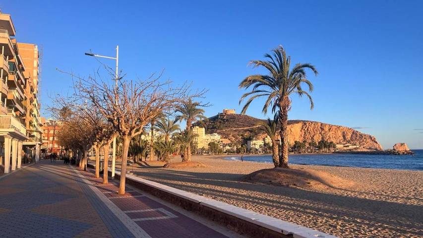 Apartamento de vacaciones para 6 personas, con vistas y balcón - 1