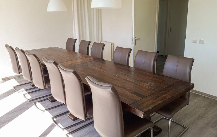 Casa de vacaciones para 12 personas con terraza in Vlagtwedde, Región de Groningen