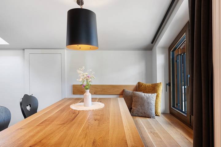 Entire apartment, Apartment "Angerle Alm Apt Rosengarten" with Private Balcony, Shared Garden and Wi-Fi in Karersee, Welschnofen
