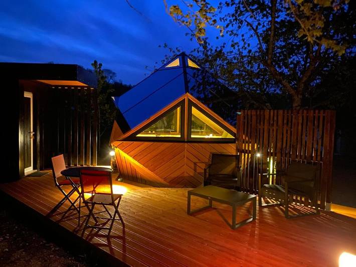 Location de vacances pour 2 personnes, avec vue ainsi que piscine et jardin dans Villenauxe-la-Grande