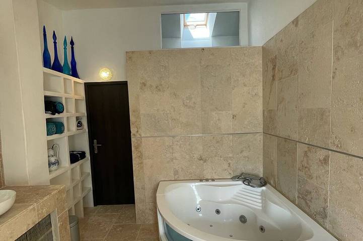 Maison d’hôte pour 4 personnes, avec jacuzzi et jardin à Mollans-sur-Ouvèze - 3