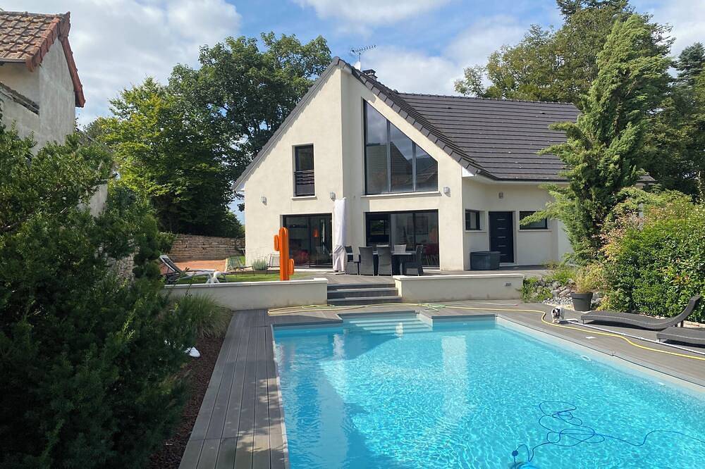 Superbe villa avec piscine in Velars-sur-Ouche, Région de Dijon
