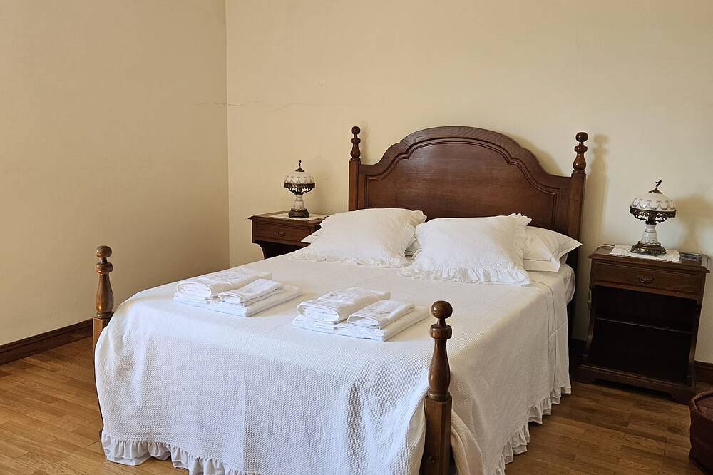 Casa das Acácias in Cabeceiras de Basto (Cidade), Distrito de Braga