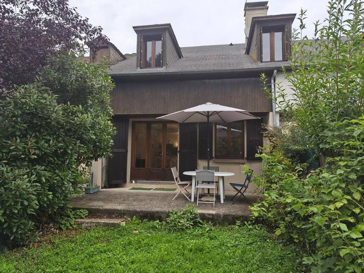 Location de vacances pour 6 personnes, avec Terrasse et Jardin dans Le Vallon du Villaret