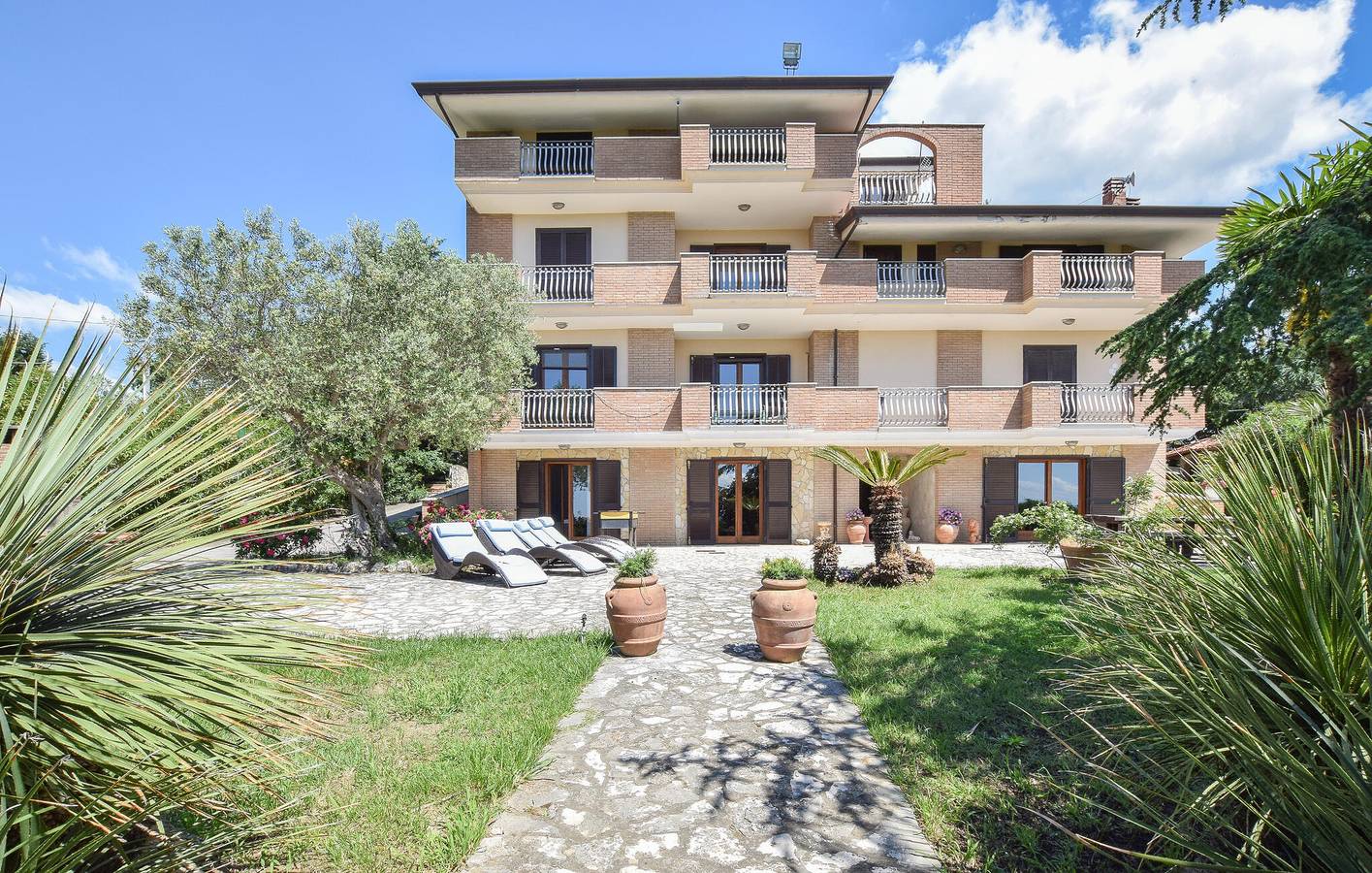 Gemütliche Wohnung in Caiazzo mit Parkplatz, AC, Terrasse und Garten in Caiazzo, Caserta Provinz