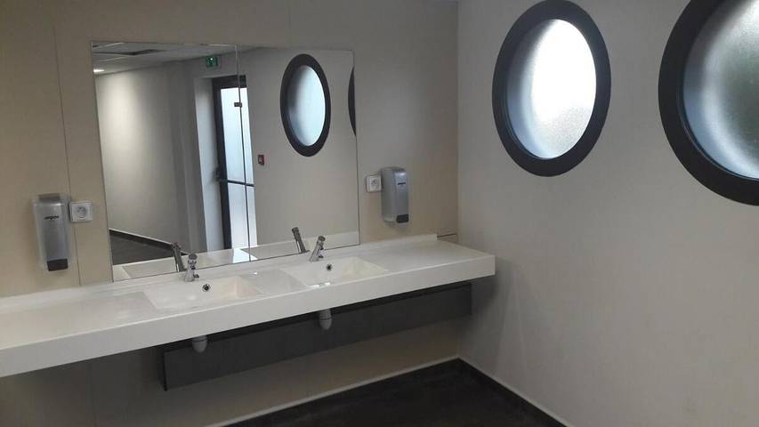 Bateau pour 4 personnes dans le Gard - 2